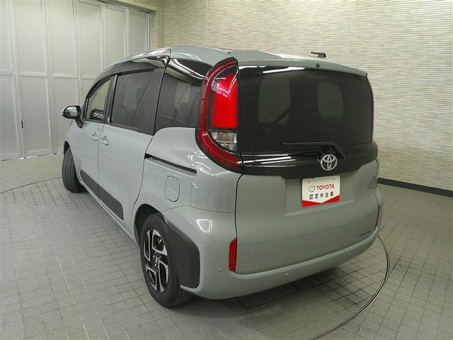 シエンタ Ｇ　１オーナー　クルーズＣ　盗難防止システム　Ｗ電動ドア　ＬＥＤ　バックガイドモニター　ドライブレコーダー　フルセグＴＶ　ＡＡＣ　ＥＴＣ車載器　ＰＳ　エアＢ　ＰＷ　キーフリー　メモリーナビ　ＡＢＳ（6枚目）