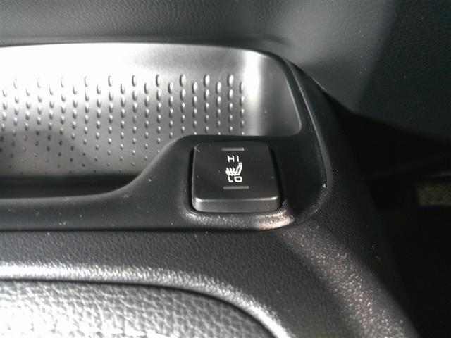 カローラスポーツ ハイブリッドG 衝突軽減 イモビ アルミ 地デジ メモリーナビゲーション サイドエアバッグ クルコン ナビTV LEDヘッドライト ESC ETC オートエアコン パワステ ABS エアバッグ DVD再生 キーフリー(22枚目)