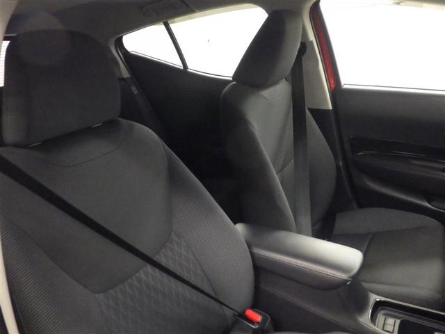 アクア Ｇ　ＶＳＣ　衝突軽減ブレーキ　メモリナビ　バックモニター　ＬＥＤ　クルーズコントロール　スマートキー　ＥＴＣ車載器　フルセグＴＶ　ナビＴＶ　パワーウィンドウ　イモビライザー　キーフリーシステム　エアバッグ（11枚目）