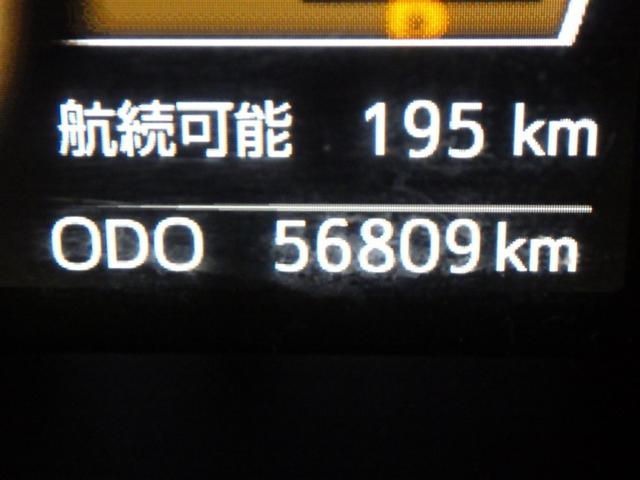 ルーミー Ｇ　追突軽減ブレーキ　パワステ　Ａストップ　ＬＥＤライト　Ｒカメラ　１セグＴＶ　横滑り防止システム　エアバック　セキュリティーアラーム　パワーウィンドウ　運転席助手席エアバック　ナビ＆ＴＶ　ＥＴＣ　ＡＢＳ（17枚目）