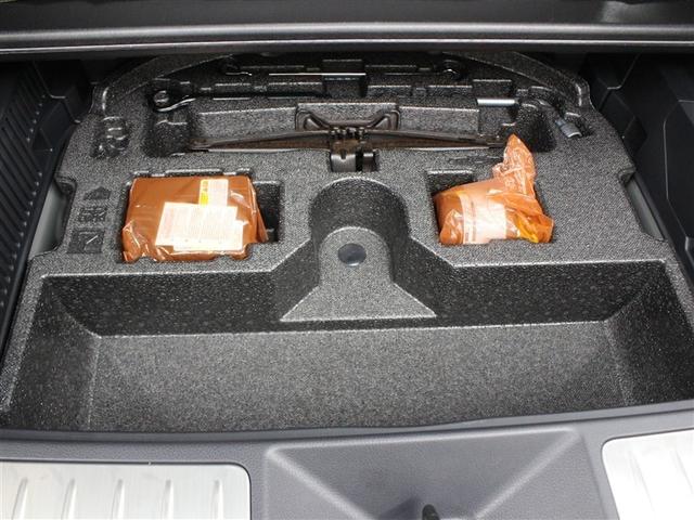 ハリアー Ｚ　レザーパッケージ　革シート　フルセグ　メモリーナビ　ミュージックプレイヤー接続可　バックカメラ　衝突被害軽減システム　ＥＴＣ　ドラレコ　ＬＥＤヘッドランプ（37枚目）