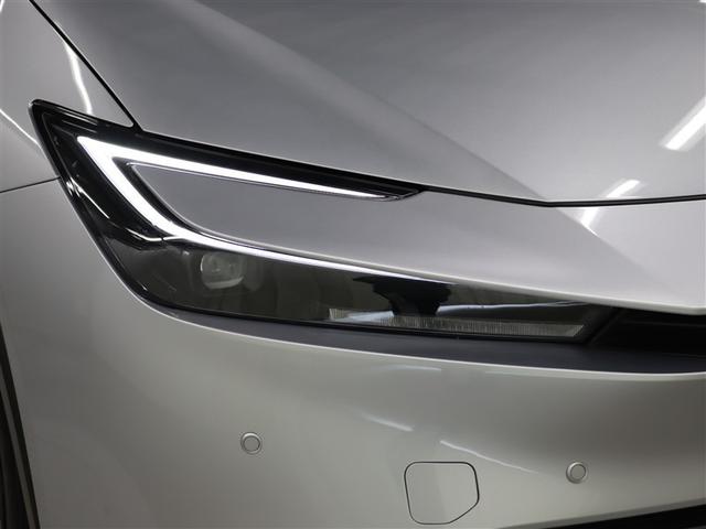 プリウス Ｘ　ディスプレイオーディオ　フルセグ　ミュージックプレイヤー接続可　バックカメラ　ＥＴＣ２．０　ドラレコ　アクセサリーコンセント　ＬＥＤヘッドライト　ＢＳＭ　ＰＫＳＢ　ＴＳＳ　ワンオーナー（14枚目）