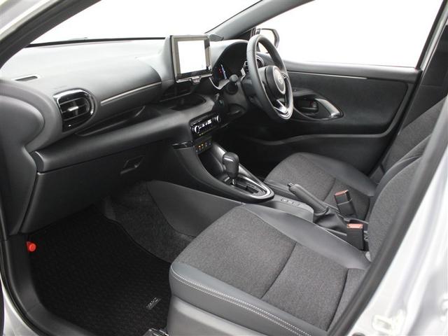 ヤリス Ｚ　フルセグ　メモリーナビ　バックカメラ　衝突被害軽減システム　ＥＴＣ　ドラレコ　ＬＥＤヘッドランプ（11枚目）