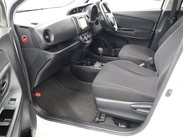 ヴィッツ Ｆ　メモリーナビ　バックカメラ　衝突被害軽減システム　ＥＴＣ（8枚目）