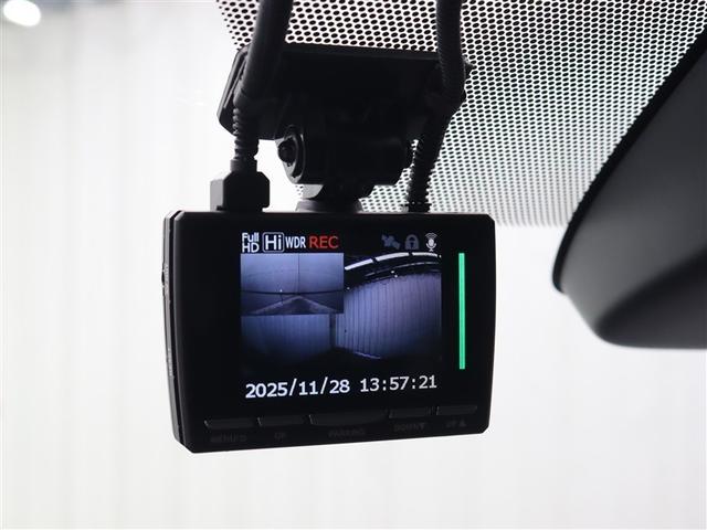 ノア ハイブリッドS-Z フルセグ メモリーナビ DVD再生 ミュージックプレイヤー接続可 バックカメラ 衝突被害軽減システム ETC ドラレコ 両側電動スライド LEDヘッドランプ 乗車定員7人 3列シート(28枚目)