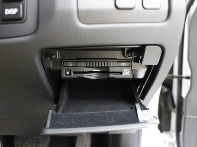 GS300h バージョンL 革シート フルセグ SDマルチ ブルーレイ再生 ミュージックプレイヤー接続可 バックカメラ 衝突被害軽減システム ETC2.0 LEDヘッドランプ ワンオーナー アイドリングストップ(13枚目)