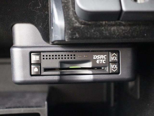 ＲＸ２７０　バージョンＬ　本革　ＨＤＤマルチ　フルセグ　ＤＶＤ再生　ミュージックプレイヤー接続可　サイド　バックカメラ　ＤＳＲＣ　シートエアコン　パワーシート　パワーバックドア　ムーンルーフ　ＬＥＤヘッドライト(15枚目)