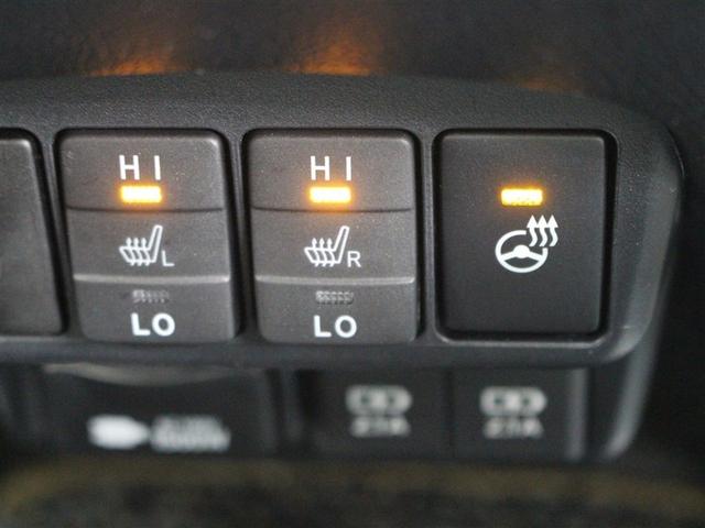 シエンタ ハイブリッドG グランパー フルセグ メモリーナビ DVD再生 バックカメラ 衝突被害軽減システム ETC ドラレコ 両側電動スライド LEDヘッドランプ 乗車定員7人 3列シート アイドリングストップ(9枚目)