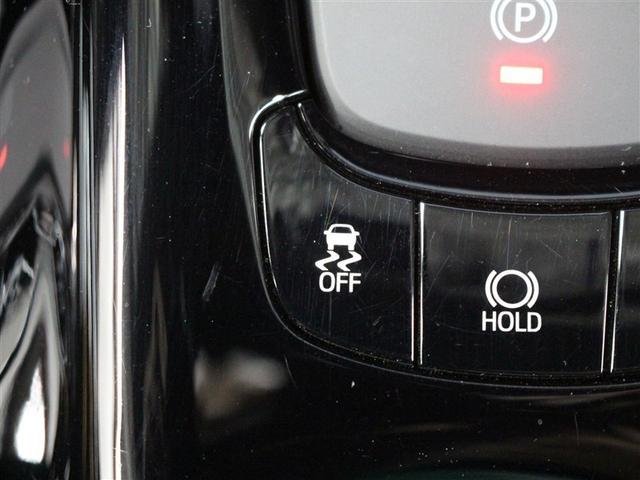 滑りやすい路面等で走行安定性を確保する、Ｓ-ＶＳＣ（ステアリング協調車両安定性制御システム）が装備されています。