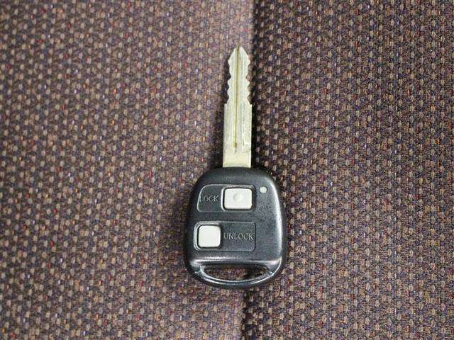 パッソ プラスハナ　ワンセグ　ＤＶＤ再生　ミュージックプレイヤー接続可　バックカメラ　ＥＴＣ　ワンオーナー（32枚目）