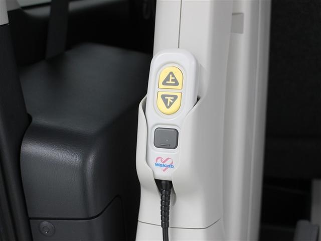 ハイエースバン WEL DXクルマイスBタイフ 福祉車両 ワンセグ メモリーナビ ミュージックプレイヤー接続可 バックカメラ 衝突被害軽減システム ドラレコ 乗車定員10人(10枚目)