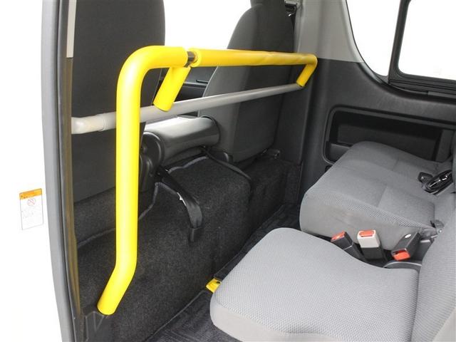 ハイエースバン WEL DXクルマイスBタイフ 福祉車両 ワンセグ メモリーナビ ミュージックプレイヤー接続可 バックカメラ 衝突被害軽減システム ドラレコ 乗車定員10人(11枚目)