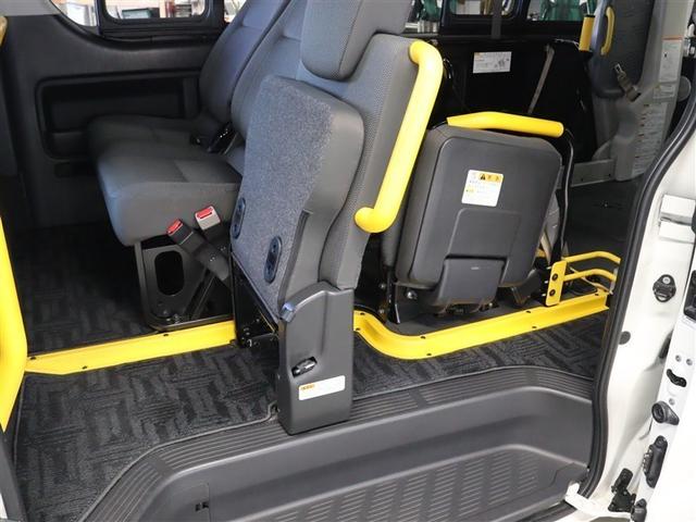 ハイエースバン WEL DXクルマイスBタイフ 福祉車両 ワンセグ メモリーナビ ミュージックプレイヤー接続可 バックカメラ 衝突被害軽減システム ドラレコ 乗車定員10人(13枚目)