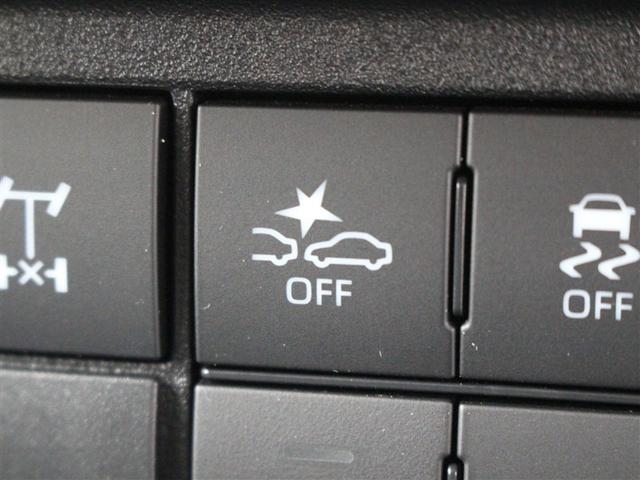 衝突回避支援ブレーキ機能・衝突警報機能の対応速度を向上させ、従来の車両・歩行者に加え、二輪車・自転車も追加し、夜間の歩行者検知も可能とした「スマートアシスト」が装備されています。