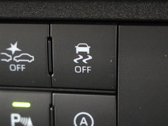 滑りやすい路面などで走行安定性を確保するＴＲＣ＆ＶＳＣが装備されています。