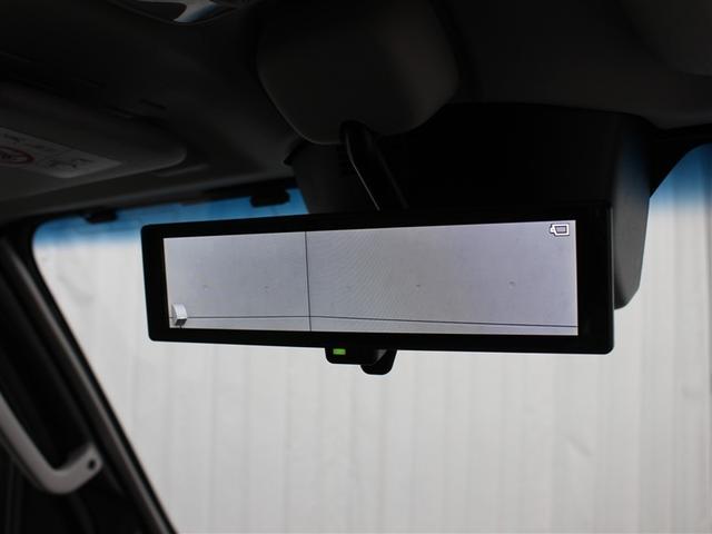 デジタルインナーミラーを装備しています。