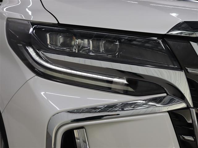 アルファードハイブリッド Ｓ　４ＷＤ　フルセグ　メモリーナビ　ＤＶＤ再生　ミュージックプレイヤー接続可　後席モニター　バックカメラ　衝突被害軽減システム　ＥＴＣ　ドラレコ　両側電動スライド　ＬＥＤヘッドランプ　乗車定員７人（17枚目）