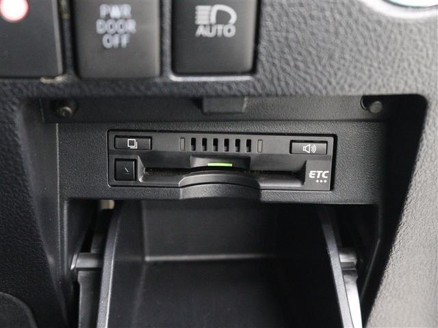 アルファードハイブリッド Ｓ　４ＷＤ　フルセグ　メモリーナビ　ＤＶＤ再生　ミュージックプレイヤー接続可　後席モニター　バックカメラ　衝突被害軽減システム　ＥＴＣ　ドラレコ　両側電動スライド　ＬＥＤヘッドランプ　乗車定員７人（30枚目）