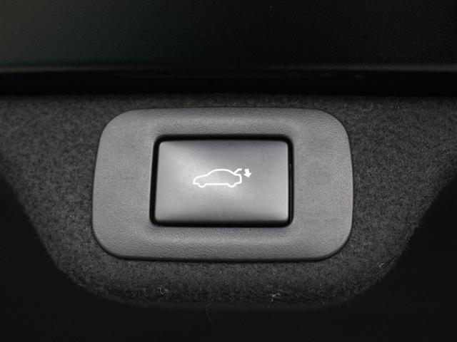 クラウンクロスオーバー Ｇアドバンスド　４ＷＤ　フルセグ　ミュージックプレイヤー接続可　バックカメラ　衝突被害軽減システム　ＥＴＣ　ドラレコ　ＬＥＤヘッドランプ　アイドリングストップ（12枚目）