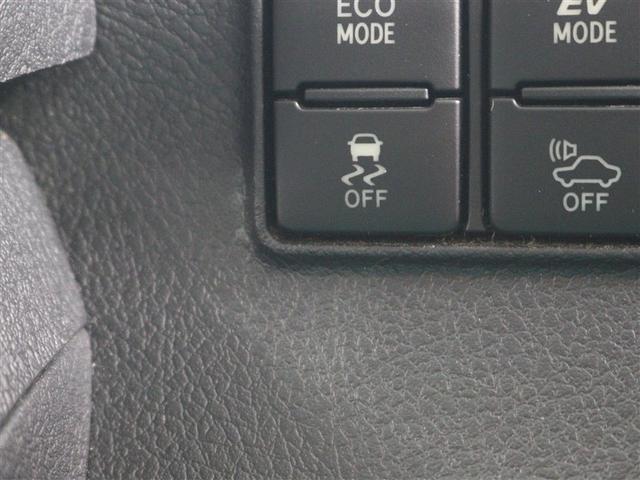 シエンタ ハイブリッドＧ　フルセグ　メモリーナビ　ＤＶＤ再生　バックカメラ　ＥＴＣ　両側電動スライド　ウオークスルー　乗車定員７人　３列シート　ワンオーナー　アイドリングストップ（19枚目）