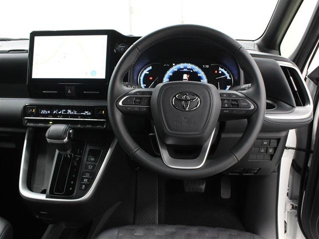 ヴォクシー ハイブリッドＳ－Ｚ　フルセグ　メモリーナビ　ＤＶＤ再生　ミュージックプレイヤー接続可　バックカメラ　衝突被害軽減システム　ＥＴＣ　ドラレコ　両側電動スライド　ＬＥＤヘッドランプ　乗車定員７人　３列シート（5枚目）