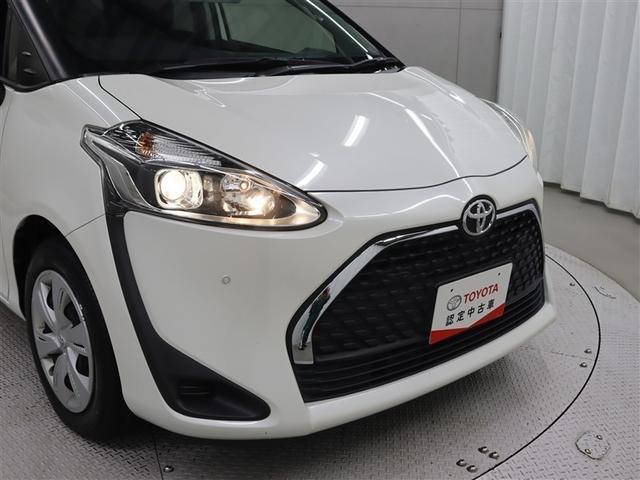 シエンタ Ｘ　メモリーナビ　バックカメラ　衝突被害軽減システム　ＥＴＣ　電動スライドドア　乗車定員７人　３列シート　アイドリングストップ（12枚目）