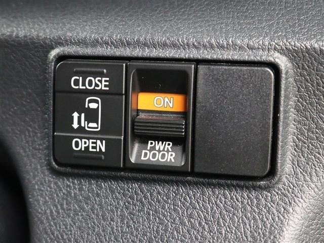 シエンタ Ｘ　メモリーナビ　バックカメラ　衝突被害軽減システム　ＥＴＣ　電動スライドドア　乗車定員７人　３列シート　アイドリングストップ（21枚目）