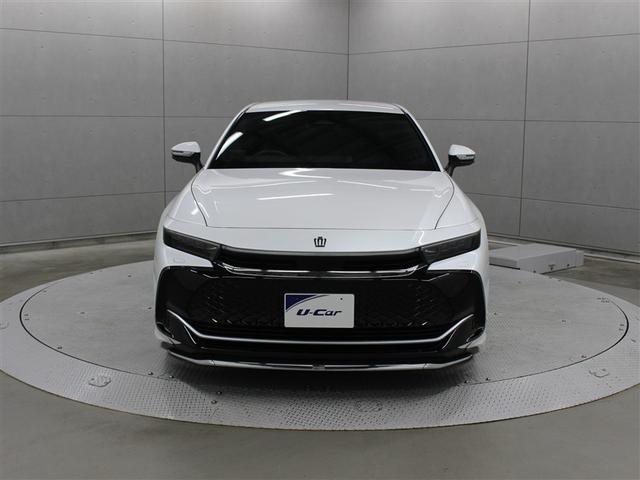 �N���E���N���X�I�[�o�[�g�u�@�f�@�A�h�o���X�@���U�[�@�p�b�P�[�W�@�ł��B