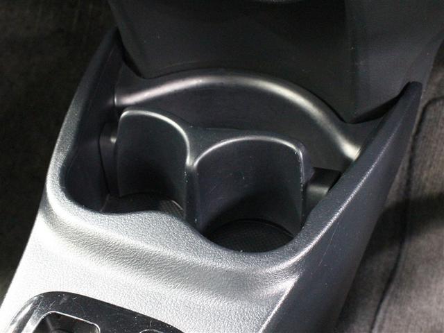 ヴィッツ ジュエラ　バックカメラ　衝突被害軽減システム　ＥＴＣ（29枚目）