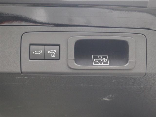 �n���Y�t���[�p���[�o�b�N�h�i���ݍ��ݖh�~�@�\�E��~�ʒu�������[�@�\�t�j����������Ă��܂��B�X�}�[�g�L�[���g�т��Ă���΁A�����o���p�[�̉��ɑ����o�����ꂷ�邾���Ŏ����J���܂��B