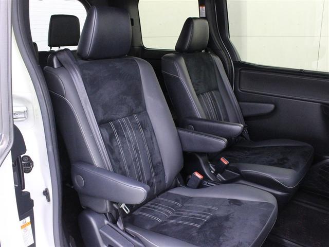 �Z�J���h�V�[�g�ɂ́A���X���C�h�@�\�ƃ����^�b�`�X�y�[�X�A�b�v�T�[�h�V�[�g�̑g�ݍ��킹�Ń����O�X���C�h�i�X���C�h�ʂW�P�O�����j�����������L���v�e���V�[�g���̗p���Ă��܂��B