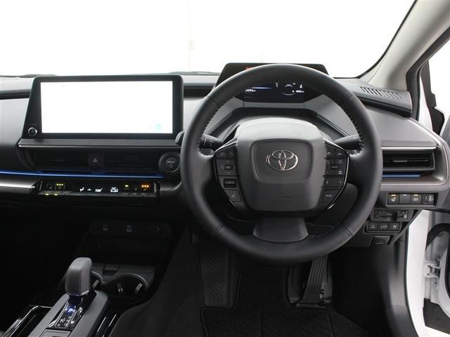 プリウス Ｚ　フルセグ　メモリーナビ　ミュージックプレイヤー接続可　バックカメラ　衝突被害軽減システム　ＥＴＣ　ドラレコ　ＬＥＤヘッドランプ　アイドリングストップ（4枚目）