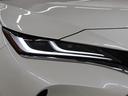 「アダプティブハイビームシステム(AHS)」が装備。LEDの配光範囲を細やかに制御し、先行車や対向車に光が当たる部分だけを自動的に遮光するので、ハイビームでの走行頻度がより向上します。