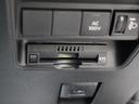 ETC車載器はビルトインタイプですっきり収納され、見た目も使い勝手も満足のアイテムです。