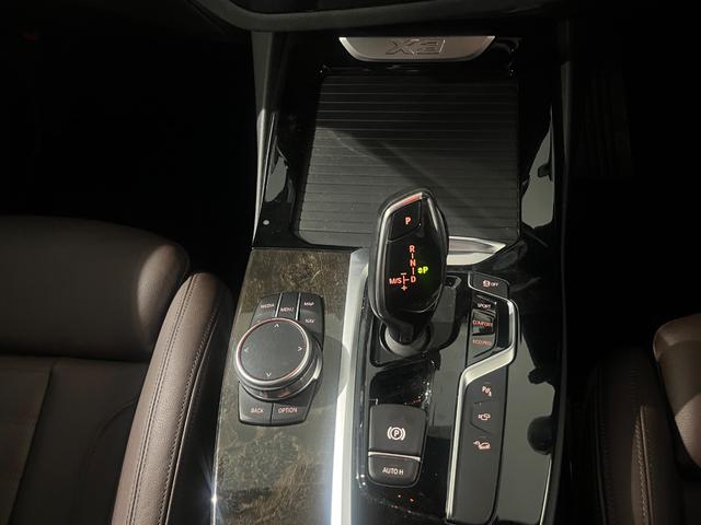 Ｘ３ ｘＤｒｉｖｅ　２０ｄ　Ｘライン　ハイラインパッケージ　純正ナビ　シートヒーター　３６０カメラ（25枚目）