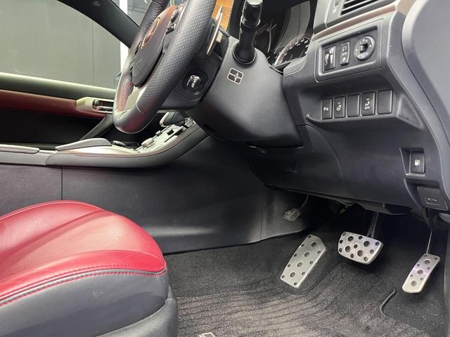 ＣＴ ＣＴ２００ｈ　Ｆスポーツ　純正ナビ／ＴＶ／純正ＡＷ／赤革内装／ＥＴＣ／バックカメラ／クルーズコントロール（18枚目）