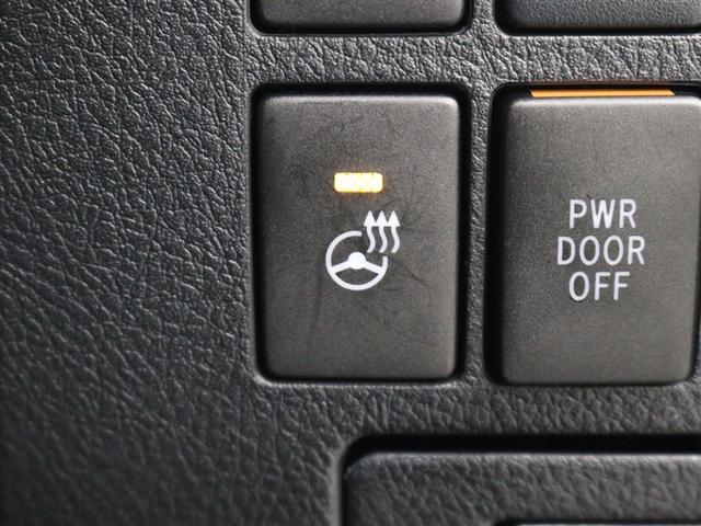 アルファードハイブリッド エグゼクティブラウンジＳ　革シート　４ＷＤ　フルセグ　メモリーナビ　ＤＶＤ再生　ミュージックプレイヤー接続可　後席モニター　バックカメラ　衝突被害軽減システム　ＥＴＣ　両側電動スライド　ＬＥＤヘッドランプ　乗車定員７人（25枚目）