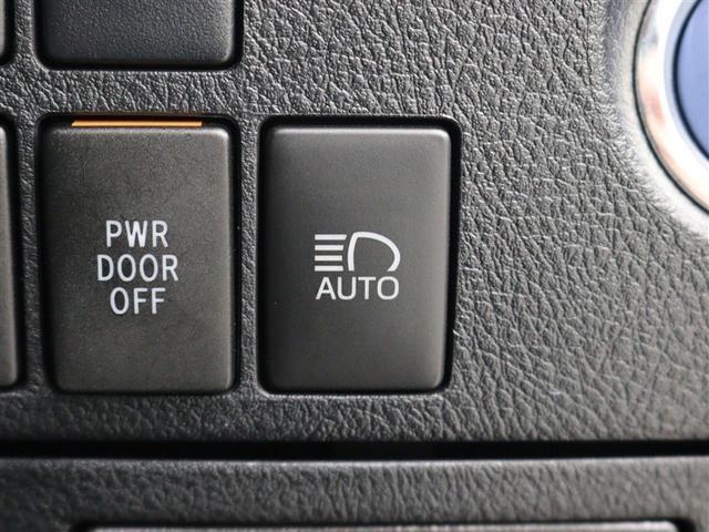 アルファードハイブリッド エグゼクティブラウンジＳ　革シート　４ＷＤ　フルセグ　メモリーナビ　ＤＶＤ再生　ミュージックプレイヤー接続可　後席モニター　バックカメラ　衝突被害軽減システム　ＥＴＣ　両側電動スライド　ＬＥＤヘッドランプ　乗車定員７人（27枚目）