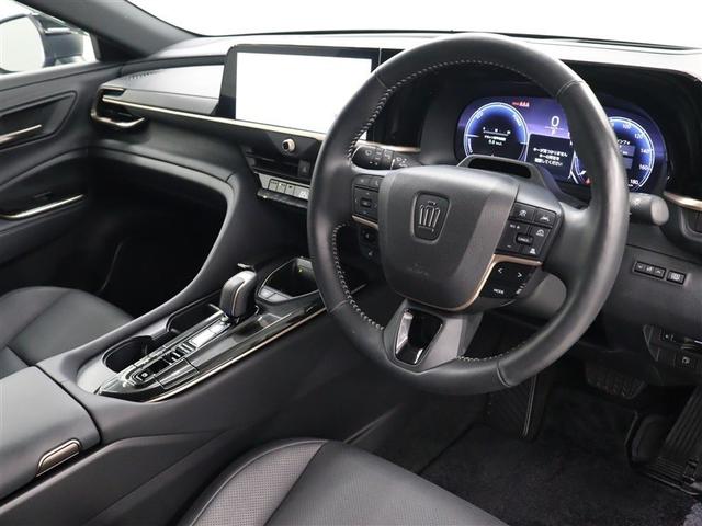クラウンスポーツ Ｚ　革シート　４ＷＤ　フルセグ　メモリーナビ　ミュージックプレイヤー接続可　バックカメラ　衝突被害軽減システム　ＥＴＣ　ＬＥＤヘッドランプ　アイドリングストップ（6枚目）
