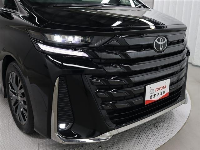 ヴェルファイアハイブリッド Z プレミア 革シート サンルーフ 4WD フルセグ メモリーナビ ミュージックプレイヤー接続可 後席モニター バックカメラ 衝突被害軽減システム ETC 両側電動スライド LEDヘッドランプ 乗車定員7人(17枚目)