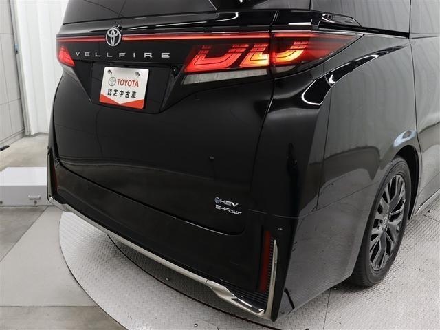 ヴェルファイアハイブリッド Z プレミア 革シート サンルーフ 4WD フルセグ メモリーナビ ミュージックプレイヤー接続可 後席モニター バックカメラ 衝突被害軽減システム ETC 両側電動スライド LEDヘッドランプ 乗車定員7人(18枚目)