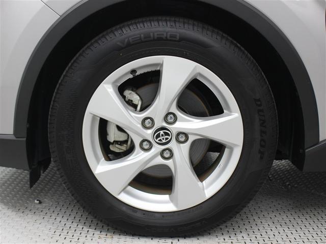 �����A���~�z�C�[���͐��x�������A���s�̈��萫���D��Ă��܂��B�^�C���T�C�Y�Q�P�T�^�U�O�q�P�V