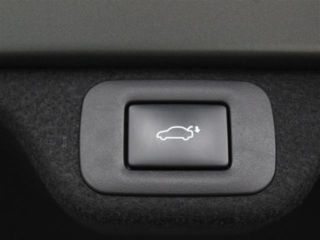 クラウンクロスオーバー Ｇアドバンスド・レザーパッケージ　革シート　４ＷＤ　フルセグ　ミュージックプレイヤー接続可　バックカメラ　衝突被害軽減システム　ＥＴＣ　ドラレコ　ＬＥＤヘッドランプ　アイドリングストップ（13枚目）