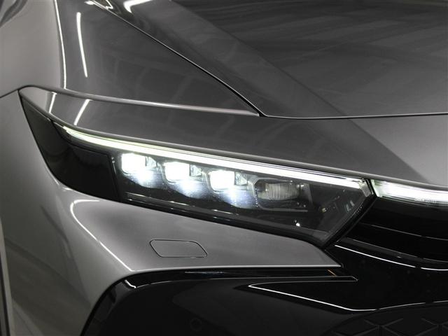 クラウンクロスオーバー Ｇアドバンスド・レザーパッケージ　革シート　４ＷＤ　フルセグ　ミュージックプレイヤー接続可　バックカメラ　衝突被害軽減システム　ＥＴＣ　ドラレコ　ＬＥＤヘッドランプ　アイドリングストップ（17枚目）