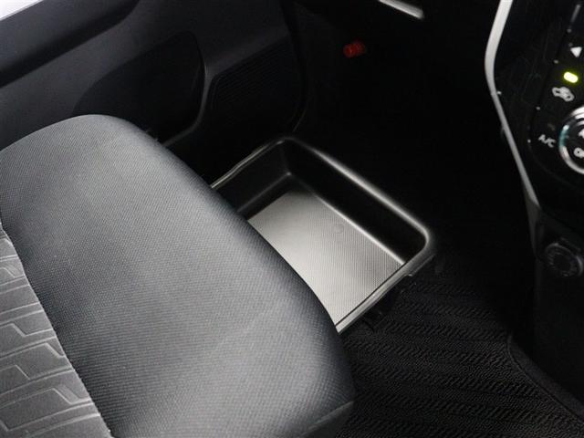 シートアンダートレイです。