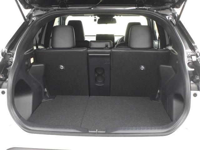 ヤリスクロス ハイブリッドＺ　フルセグ　メモリーナビ　ミュージックプレイヤー接続可　バックカメラ　衝突被害軽減システム　ＥＴＣ　ドラレコ　ＬＥＤヘッドランプ　アイドリングストップ（36枚目）