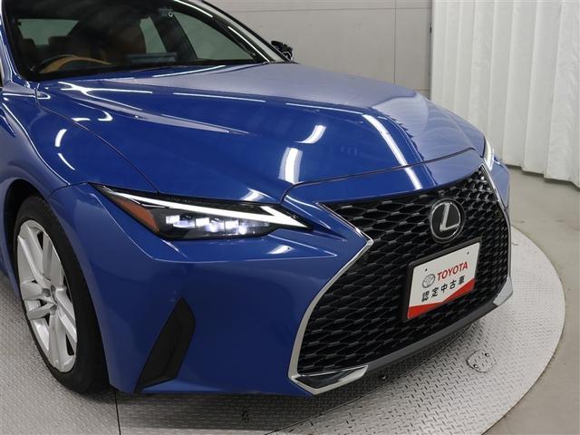 ＩＳ ＩＳ３００　フルセグ　メモリーナビ　ＤＶＤ再生　ミュージックプレイヤー接続可　バックカメラ　衝突被害軽減システム　ＥＴＣ　ドラレコ　ＬＥＤヘッドランプ　ワンオーナー　アイドリングストップ（14枚目）