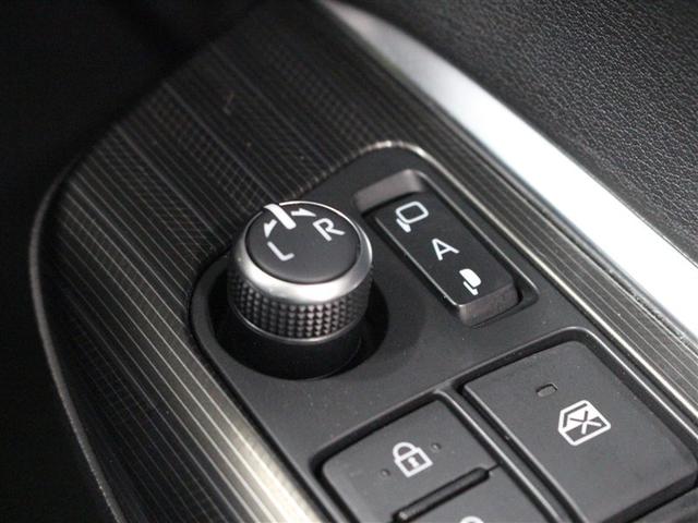 ハリアー Ｇ　フルセグ　メモリーナビ　ミュージックプレイヤー接続可　バックカメラ　衝突被害軽減システム　ＥＴＣ　ドラレコ　ＬＥＤヘッドランプ（32枚目）