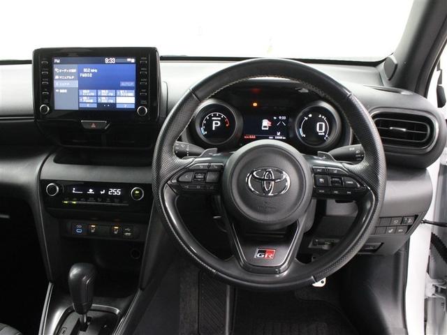 ヤリスクロス ＧＲスポーツ　ＤＶＤ再生　ミュージックプレイヤー接続可　バックカメラ　衝突被害軽減システム　ＥＴＣ　ＬＥＤヘッドランプ（4枚目）