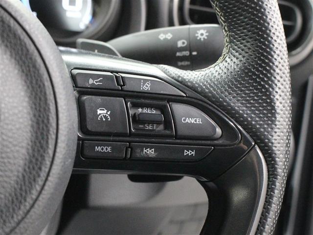 ヤリスクロス ＧＲスポーツ　ＤＶＤ再生　ミュージックプレイヤー接続可　バックカメラ　衝突被害軽減システム　ＥＴＣ　ＬＥＤヘッドランプ（6枚目）